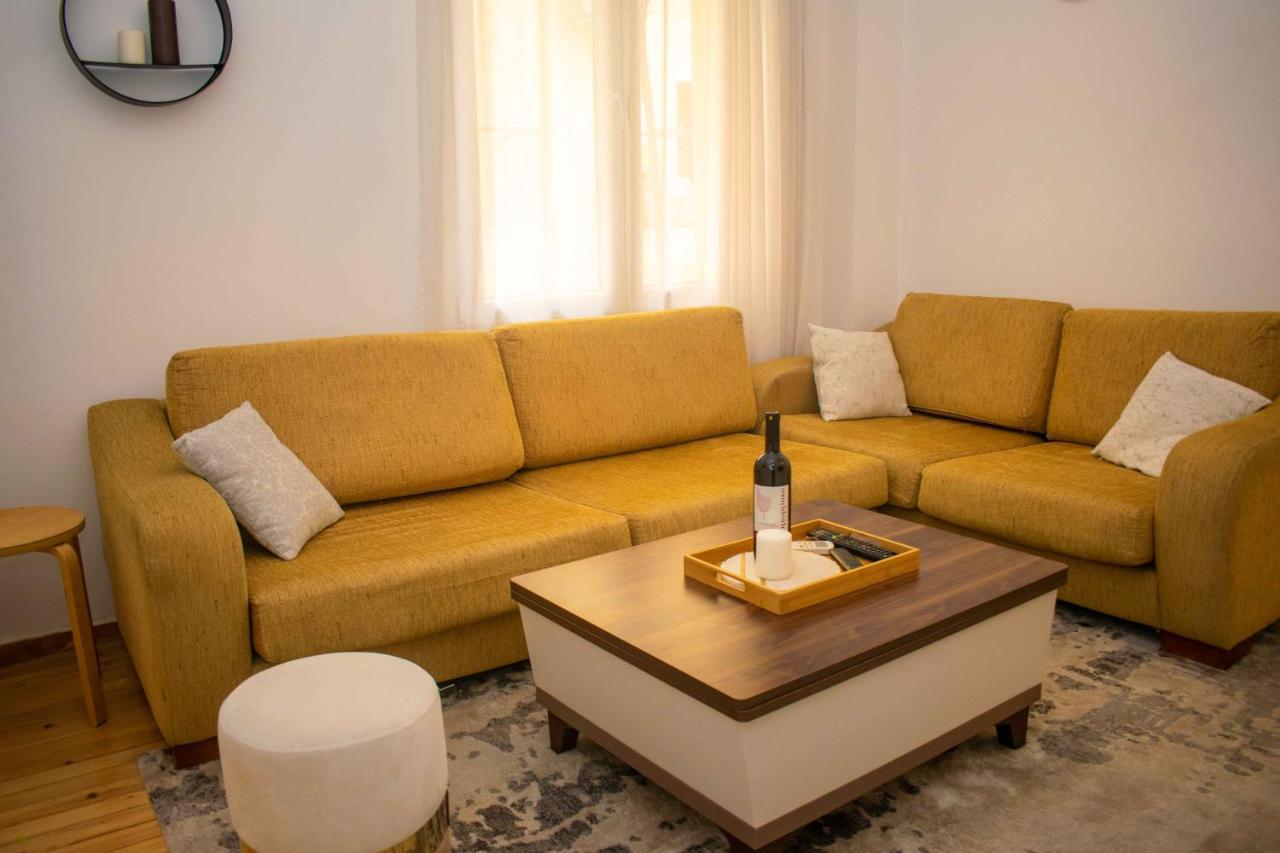 City Center/Navarinou Classical Style Apt-King Bed Soluň Exteriér fotografie